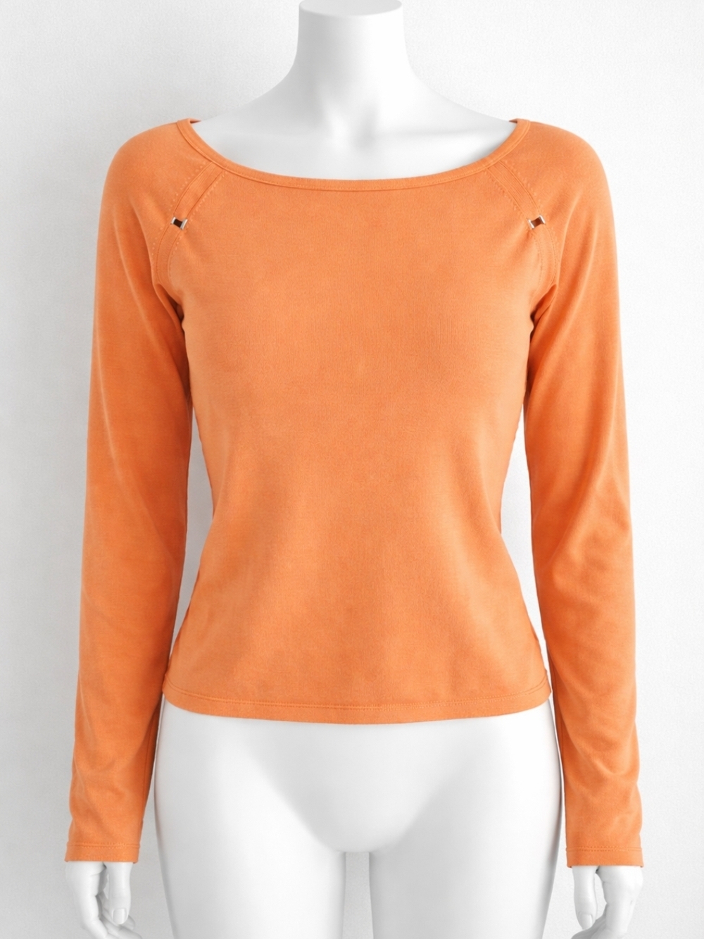 Soft Peach Glow 🍑 Stretch Knit Top with Chic Shoulder Detail